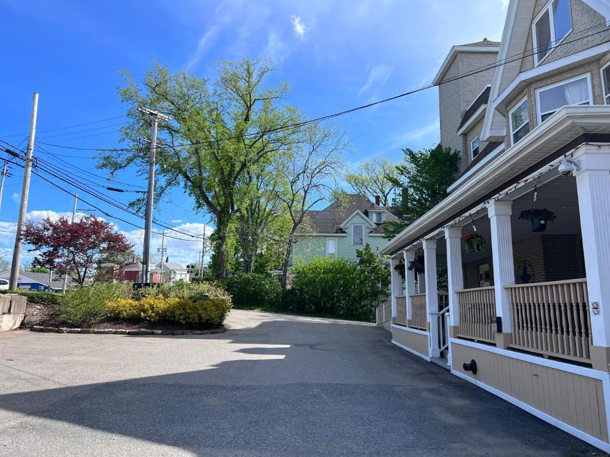 Harbourview Inn And Suites Sydney Exterior photo